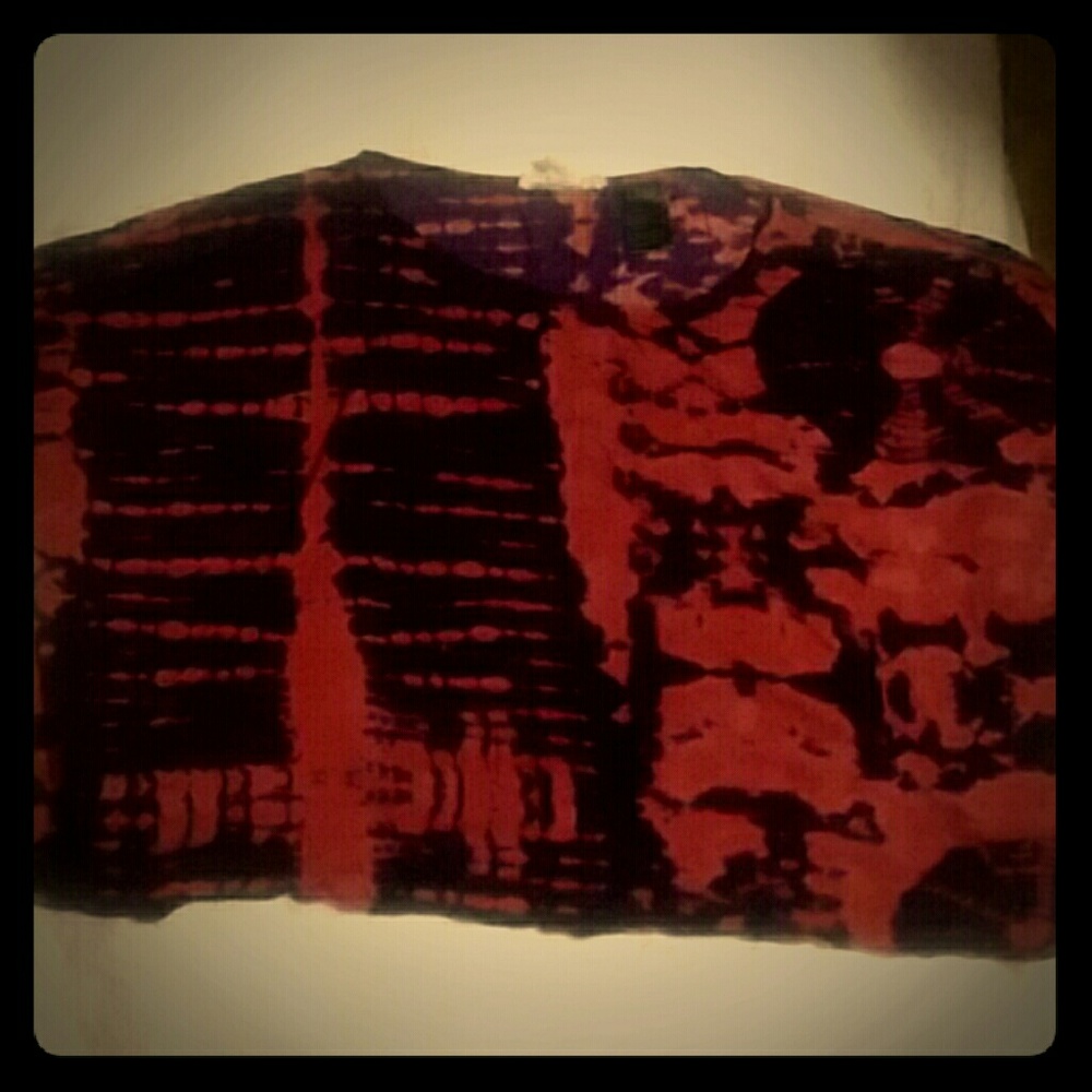 Loose fit tie dye crop top